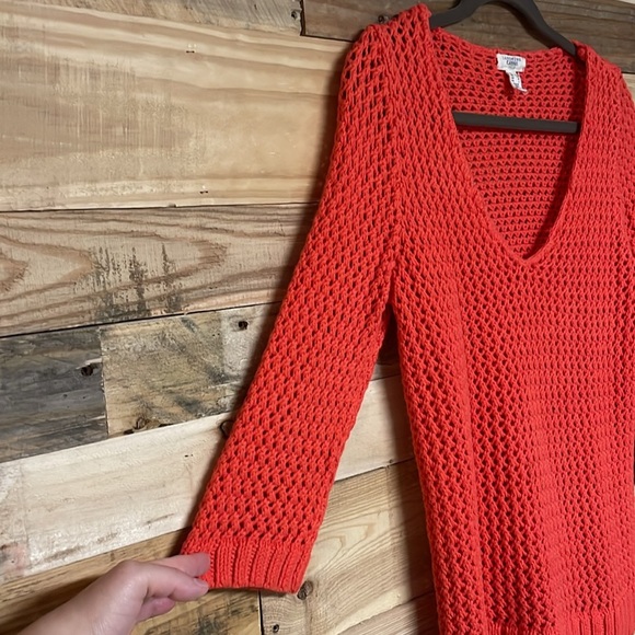 Lands’ End Canvas 1963 size Medium Vibrant Orangish Red V-Neck Open Knit Sweater - Picture 3 of 9